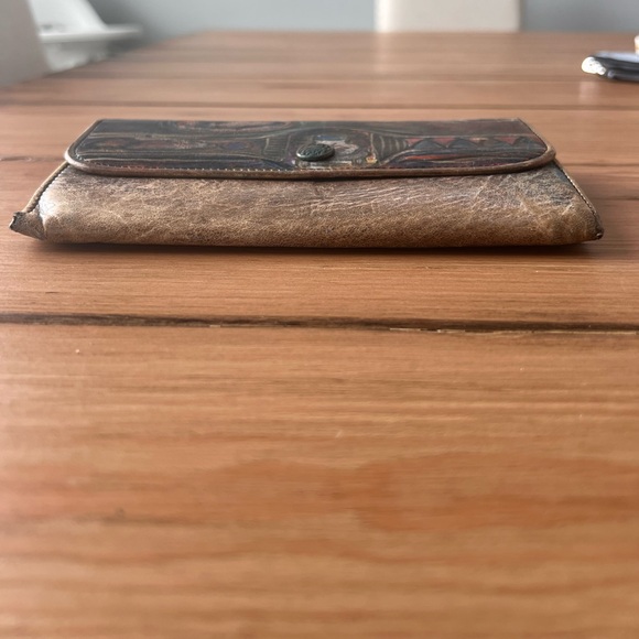 Vintage Jane Yoo Hand Painted Leather Wallet - Picture 9 of 10